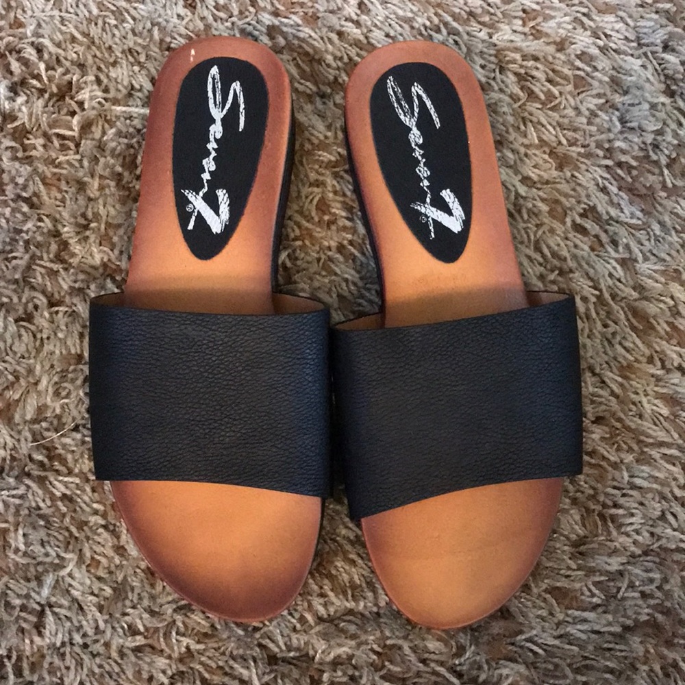 Seven 7 pearl slide sandals